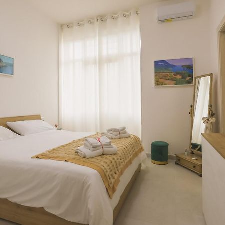 Barbyb B&B Salerno Ngoại thất bức ảnh
